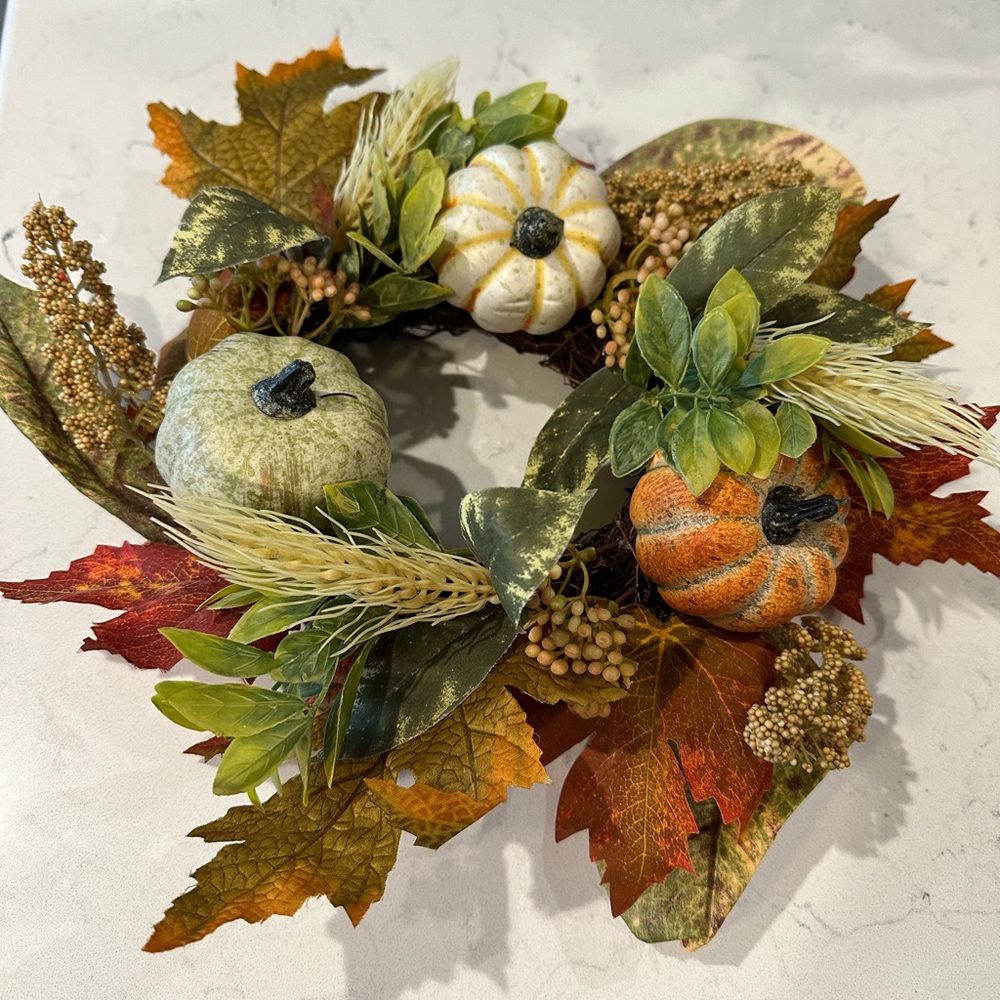 Bath and body works fall pumpkin three wick candle holder